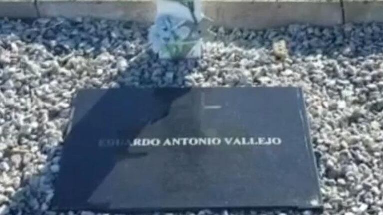 La sorpresa de la hermana de un soldado cordobés por la placa en el cementerio de Darwin en Malvinas