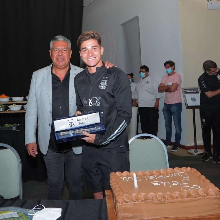 La sorpresa que recibió Julián Álvarez de parte de la AFA por su cumpleaños