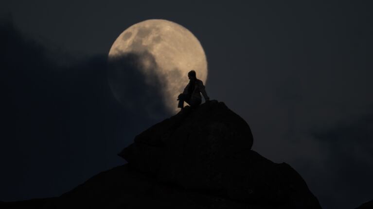 La superluna en Córdoba (Foto: Lucio Casalla / El Doce).