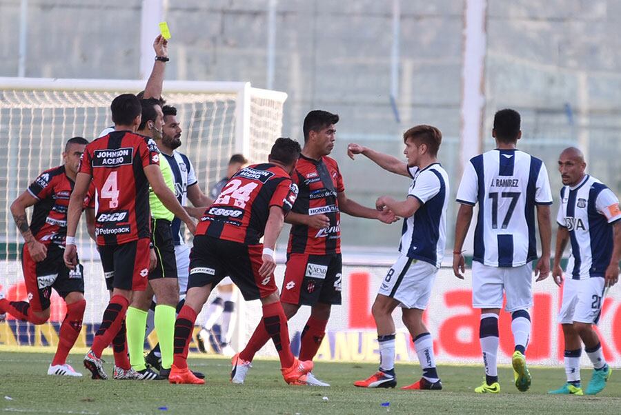 La T ganó en el Kempes y sigue de racha. Foto: Lucio Casalla / ElDoce.tv