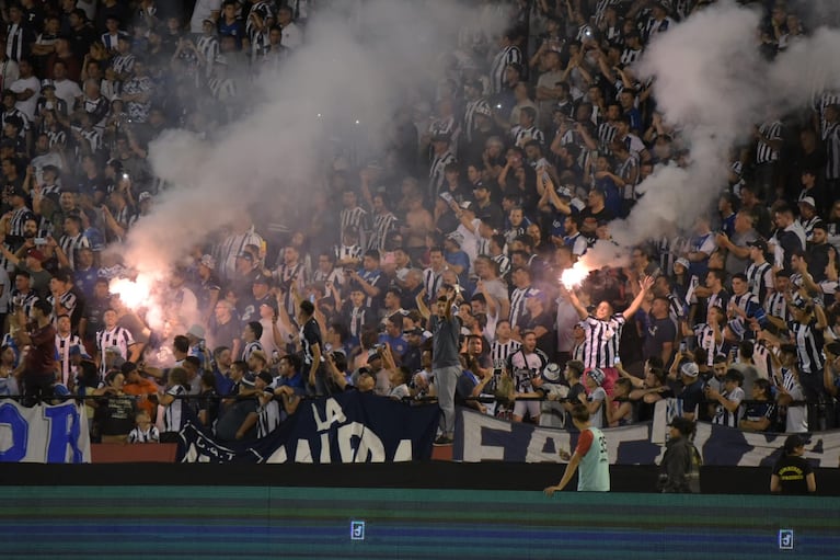 La T le ganó 1-0 a Banfield en Rosario. Fotos: Lucio Casalla/ElDoce. 