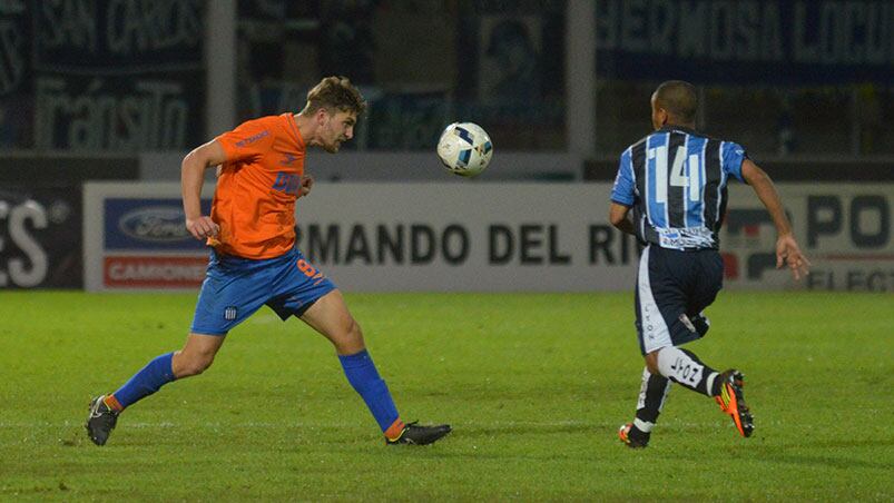 "La T" puso en juego el invicto y la punta del torneo en el Kempes. Foto: Lucio Casalla / ElDoce.tv.