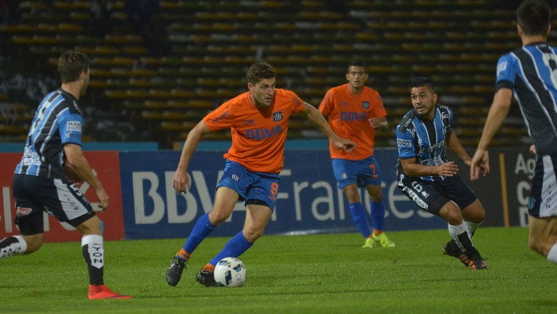 "La T" puso en juego el invicto y la punta del torneo en el Kempes. Foto: Lucio Casalla / ElDoce.tv.