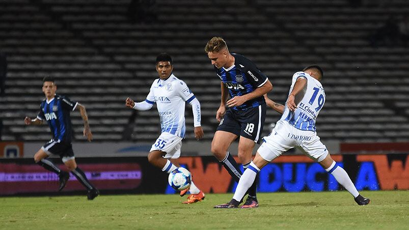 La T quebró a los mendocinos en el último intento. Foto: Lucio Casalla / ElDoce.tv.