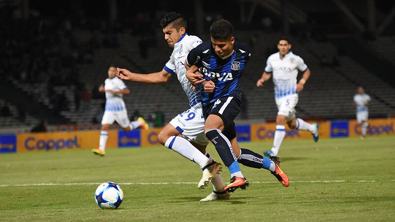 La T quebró a los mendocinos en el último intento. Foto: Lucio Casalla / ElDoce.tv.