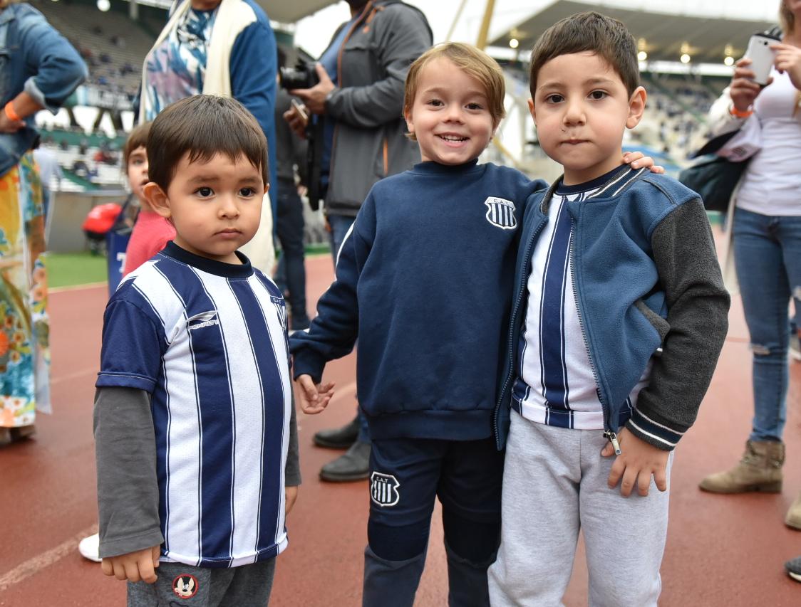 La T se despidió de sus hinchas en el Kempes. Foto: Lucio Casalla / ElDoce.tv.