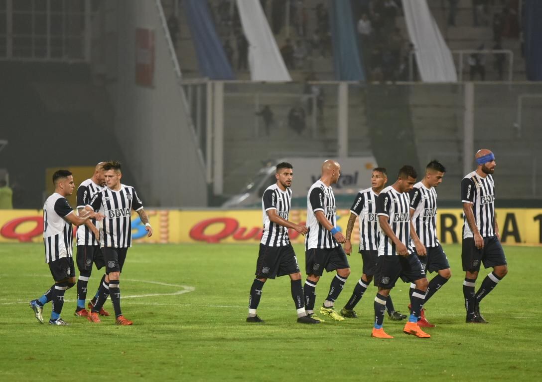 La T se despidió de sus hinchas en el Kempes. Foto: Lucio Casalla / ElDoce.tv.