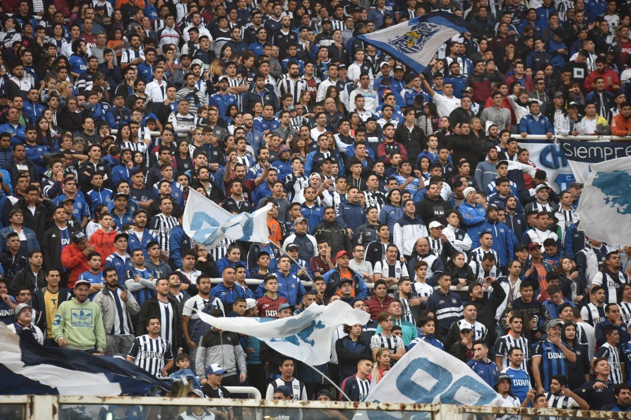 La T se despidió de sus hinchas en el Kempes. Foto: Lucio Casalla / ElDoce.tv.