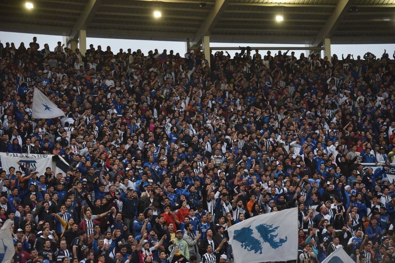 La T se despidió de sus hinchas en el Kempes. Foto: Lucio Casalla / ElDoce.tv.