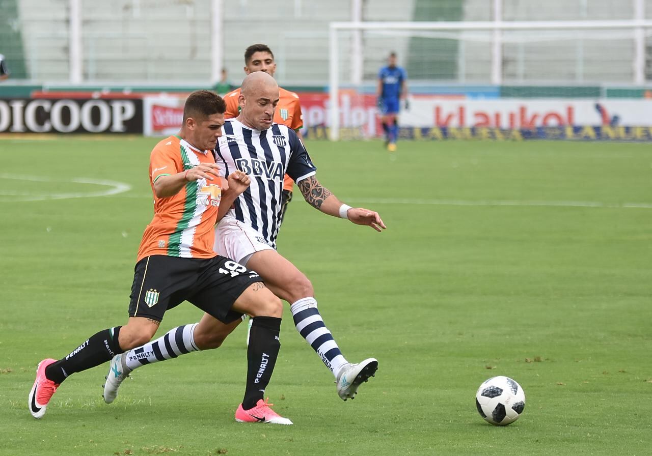 La T volvió a jugar con el aliento de su gente. Foto: Lucio Casalla / ElDoce.tv.