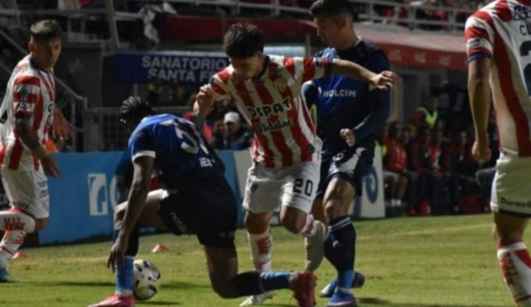 La T y el Tatengue empataron en el último partido entre ambos.