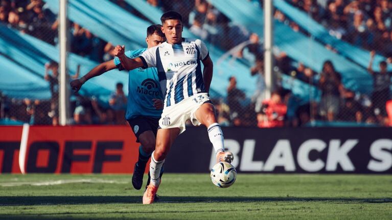 La T y la B van por todo en el Kempes.