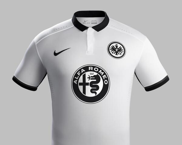 La tercera del Eintracht Frankfurt alemán con un gran sponsor.