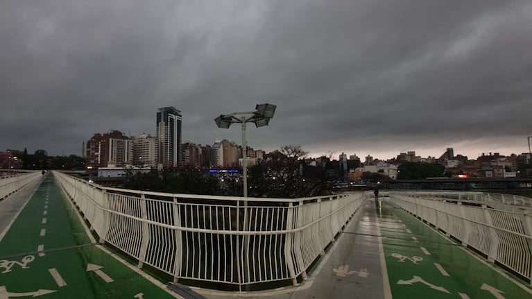 La tormenta azotó a Córdoba capital y varios puntos de la provincia.