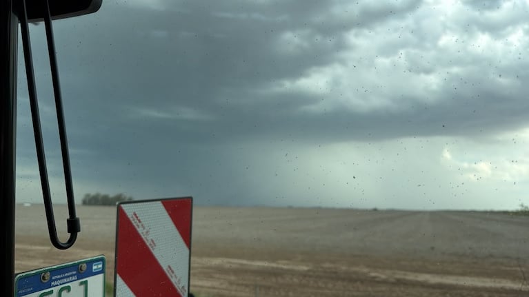 La tormenta de este miércoles en la zona de Vicuña Mackenna.