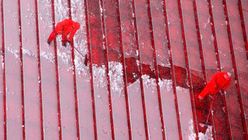 La tormenta de nieve Stella pone a la "Manzana de la luces" en emergencia.