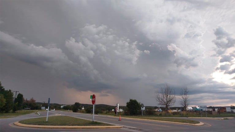 La tormenta en la zona de Taninga. Foto: @Meteorafa.