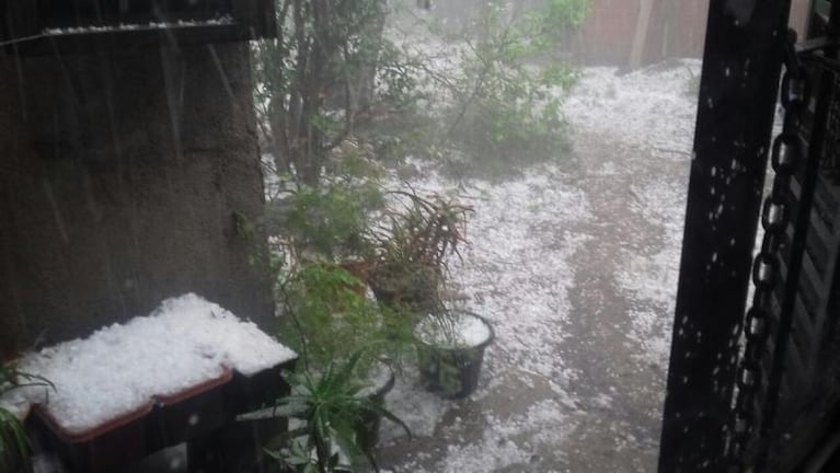 La tormenta llegó y bajó la temperatura en Córdoba