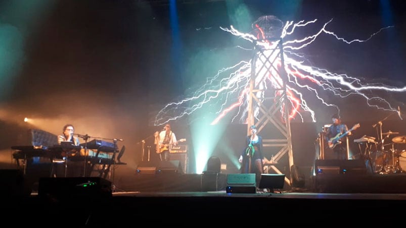 "La Torre de Tesla" encendió a Córdoba. / Foto: ElDoce.tv