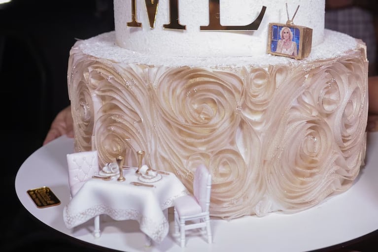 La torta de cumpleaños Mirtha Legrand (RS Fotos)