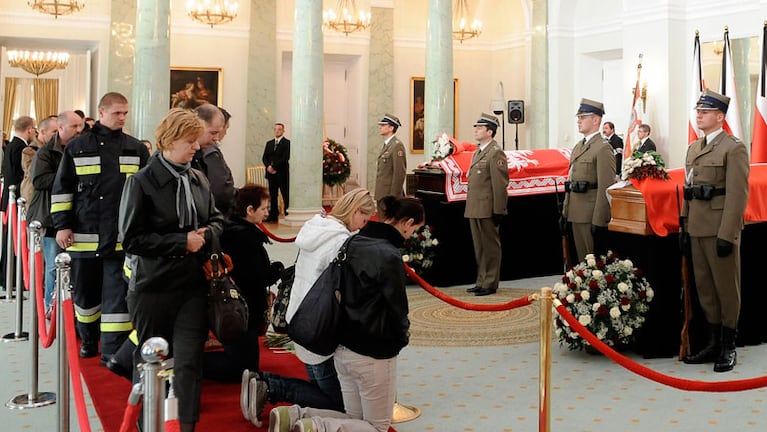 La tragedia del avión presidencial polaco conmocionó a los ciudadanos, en 2010.