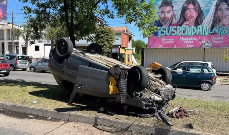 La tragedia ocurrió en la avenida de ingreso a Carlos Paz.