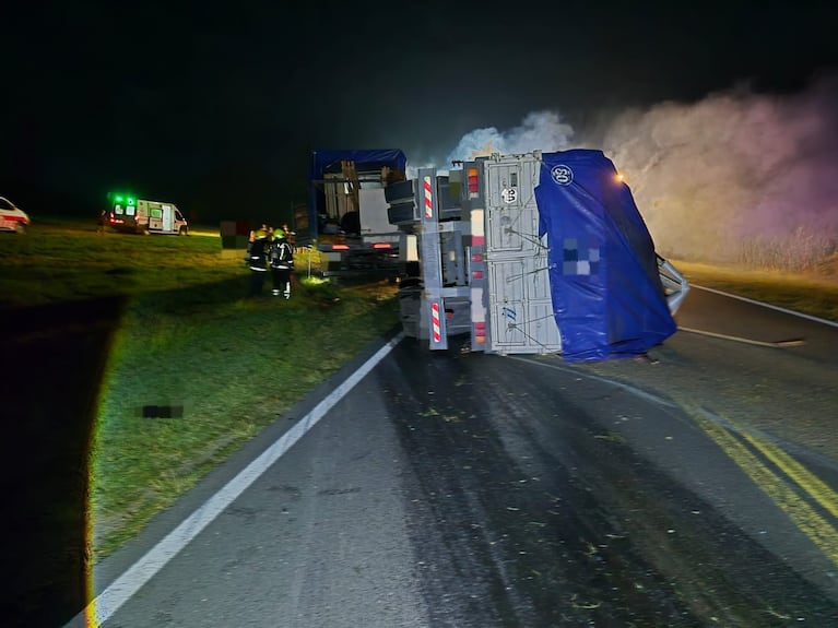 La tragedia ocurrió esta madrugada en una ruta de Córdoba.