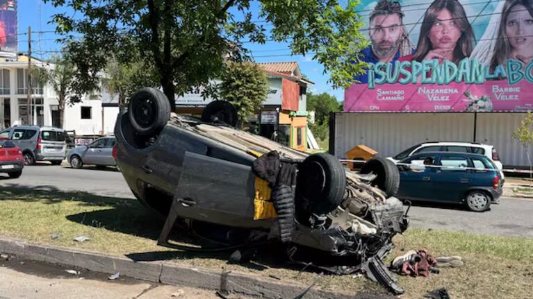 La tragedia ocurrió este sábado a la mañana en la avenida de ingreso a Carlos Paz.