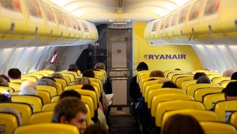 La tripulación de Ryanair no hizo nada para detener a la pareja. 
