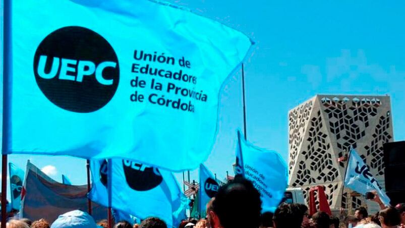 La UEPC, uno de los gremios estatales que reclamaron reabrir paritarias.