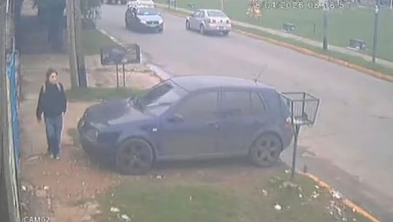 La última vez que Maitena fue vista con vida. La registró una cámara de seguridad cerca de la escuela.