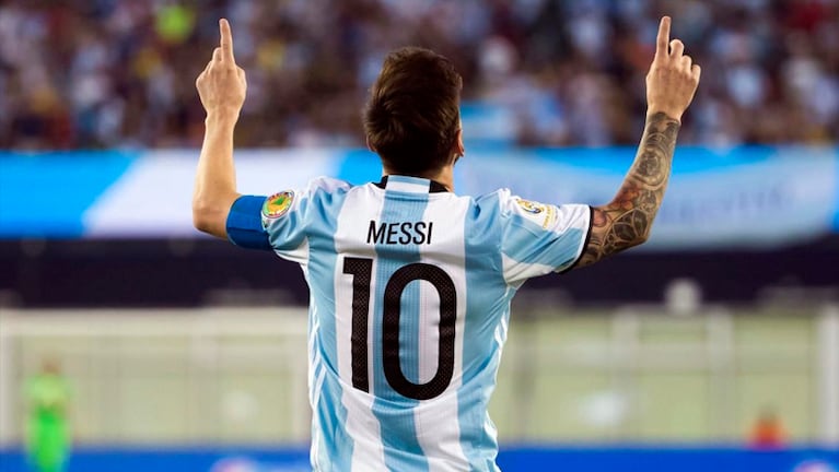 La única camiseta que tenía un número asignado previamente era la 10 de Messi.