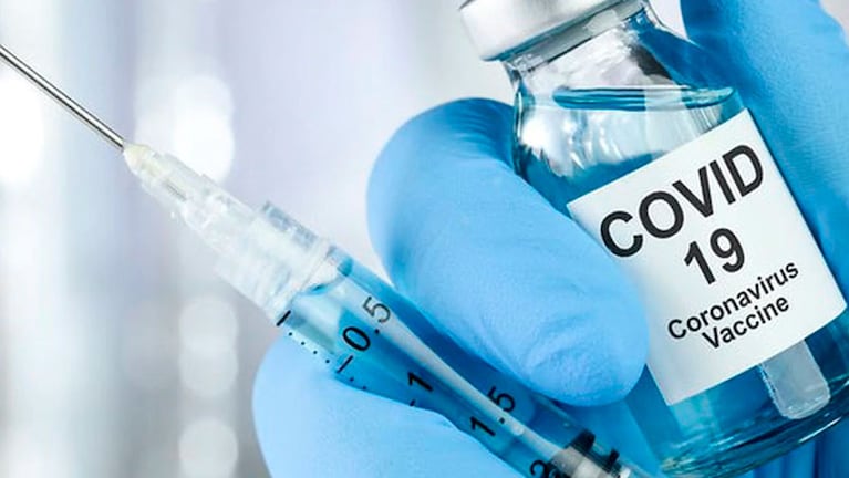 La vacuna de Oxford contra el coronavirus, entre la expectativa y la cautela.