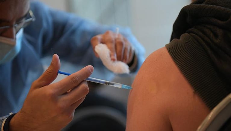 La vacunación del calendario se realiza gratis en toda la provincia.