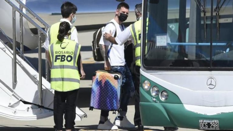 La valija de lujo con la que Messi llegó a Argentina: cuesta 10 mil dólares