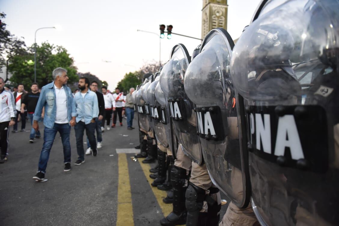 La violencia arruinó lo que prometía ser una fiesta. Foto: Lucio Casalla / ElDoce.tv.