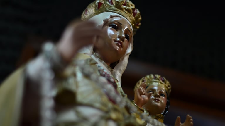 La Virgen, en su advocación de Nuestra Señora del Rosario del Milagro, es la patrona de la arquidiócesis de Córdoba.