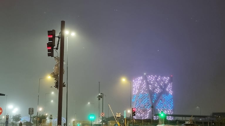 La visibilidad está reducida en la ciudad de Córdoba. Foto: Pablo Olivarez / ElDoce.