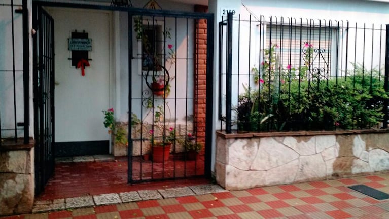 La vivienda de los ancianos de calle Baracaldo, en Villa Cabrera. 