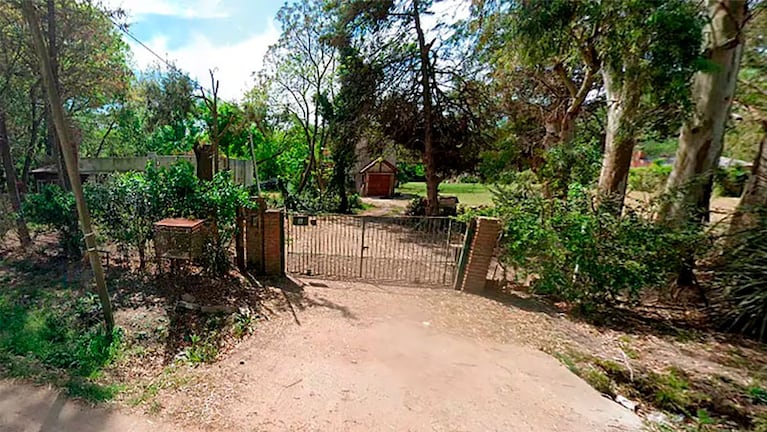 La vivienda estaba cerrada con candado cuando llegaron a ver qué sucedía.