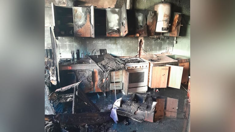 La vivienda quedó con pérdidas totales.
