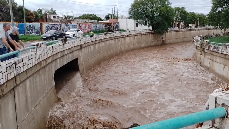 La zona afectada tiene entre 200 y 300 metros.