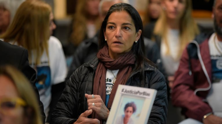Laciar retomó su declaración frente a los 13 acusados.