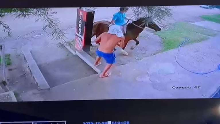 Ladrones a caballo