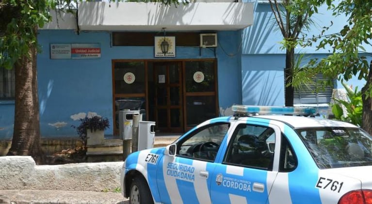 Ladrones se quisieron hacer pasar por los dueños de casa y los atraparon en Villa Allende