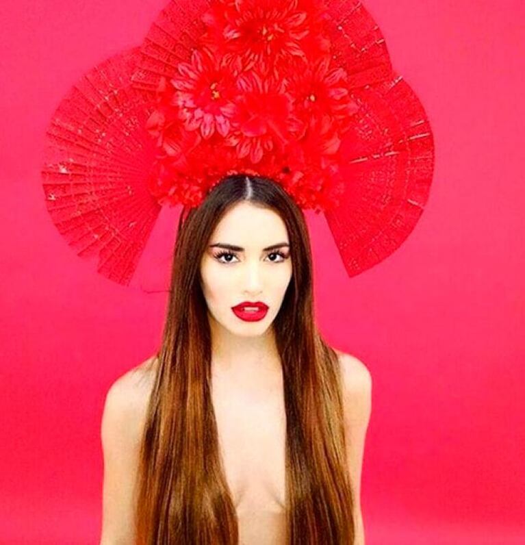 Lali Espósito desplegó su sensualidad en topless