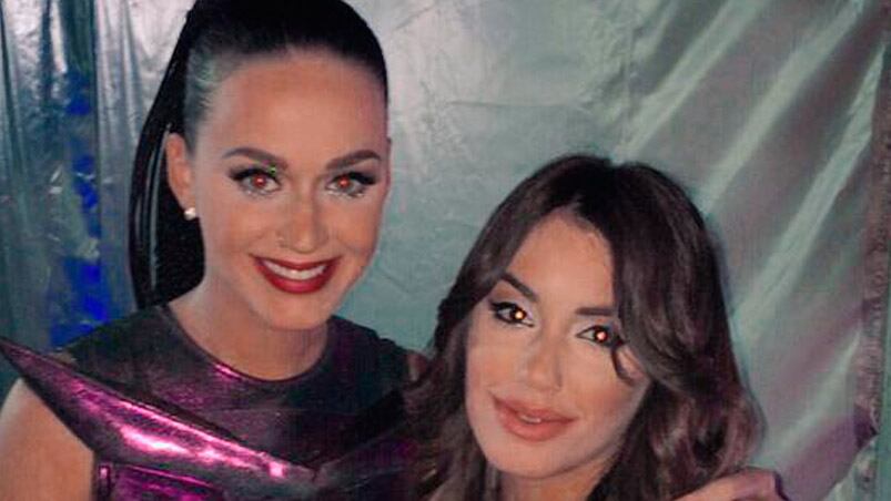 Lali se sacó fotos con su ídola y las compartió en las redes sociales. Foto.: @laliespos 