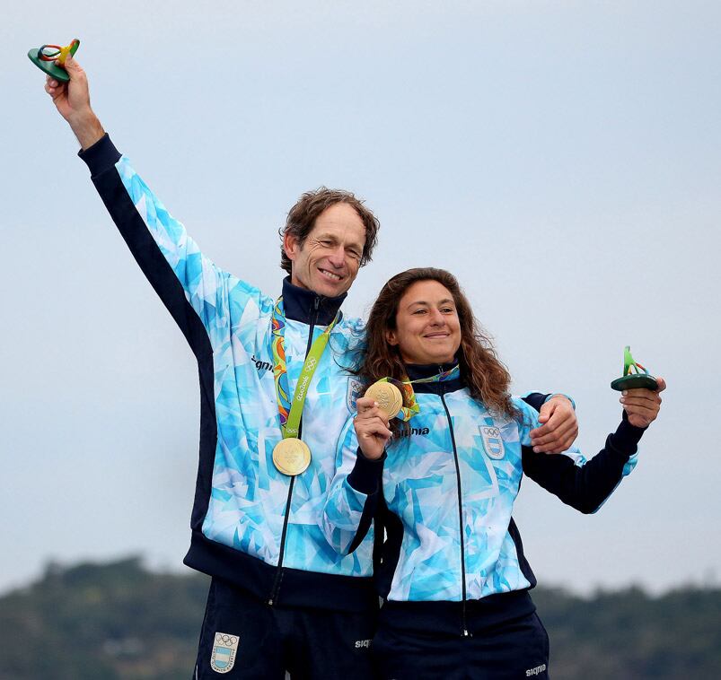 Lange y Carranza le dieron el segundo oro a la Argentina. Foto: Nicolás Stulberg/Infobae.