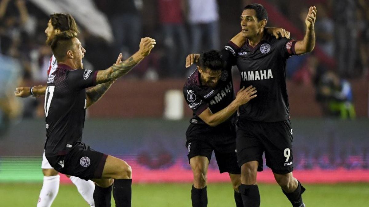 Lanús y Gremio juegan la final de la Copa Libertadores. 