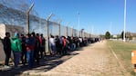 Largas colas en el Kempes para ver a Boca.